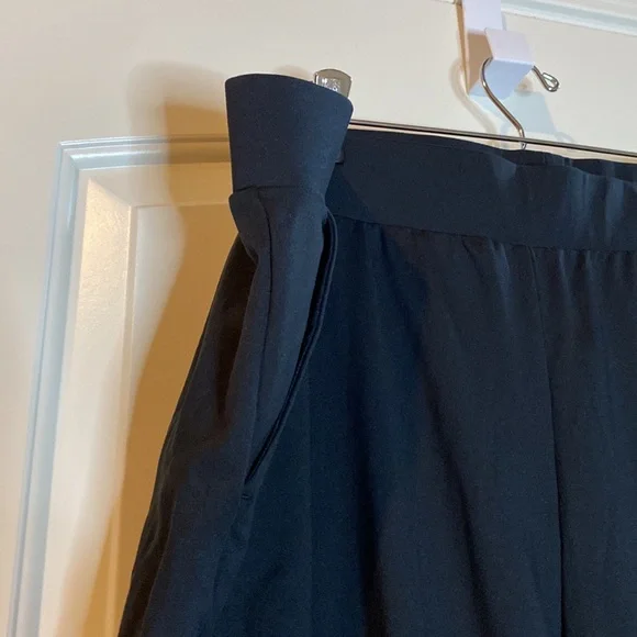 Pintuck Straight Leg Pant NWT - Picture 3 of 8